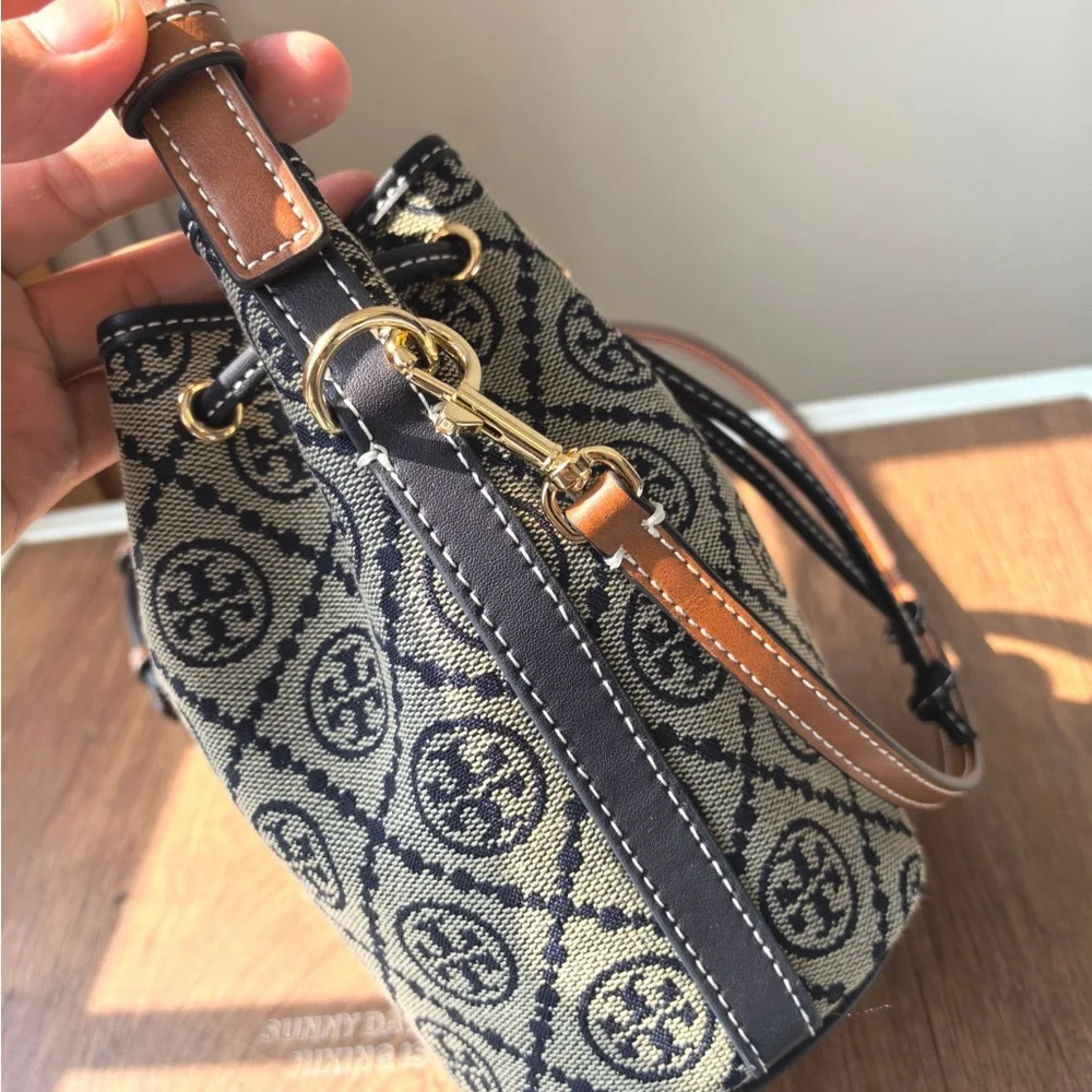 tory burch bag